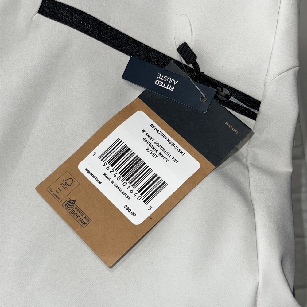 The North Face Amry Soft Shell Gardenia White Pants Snowpants Size 2 NWT 26x30 - Picture 14 of 16